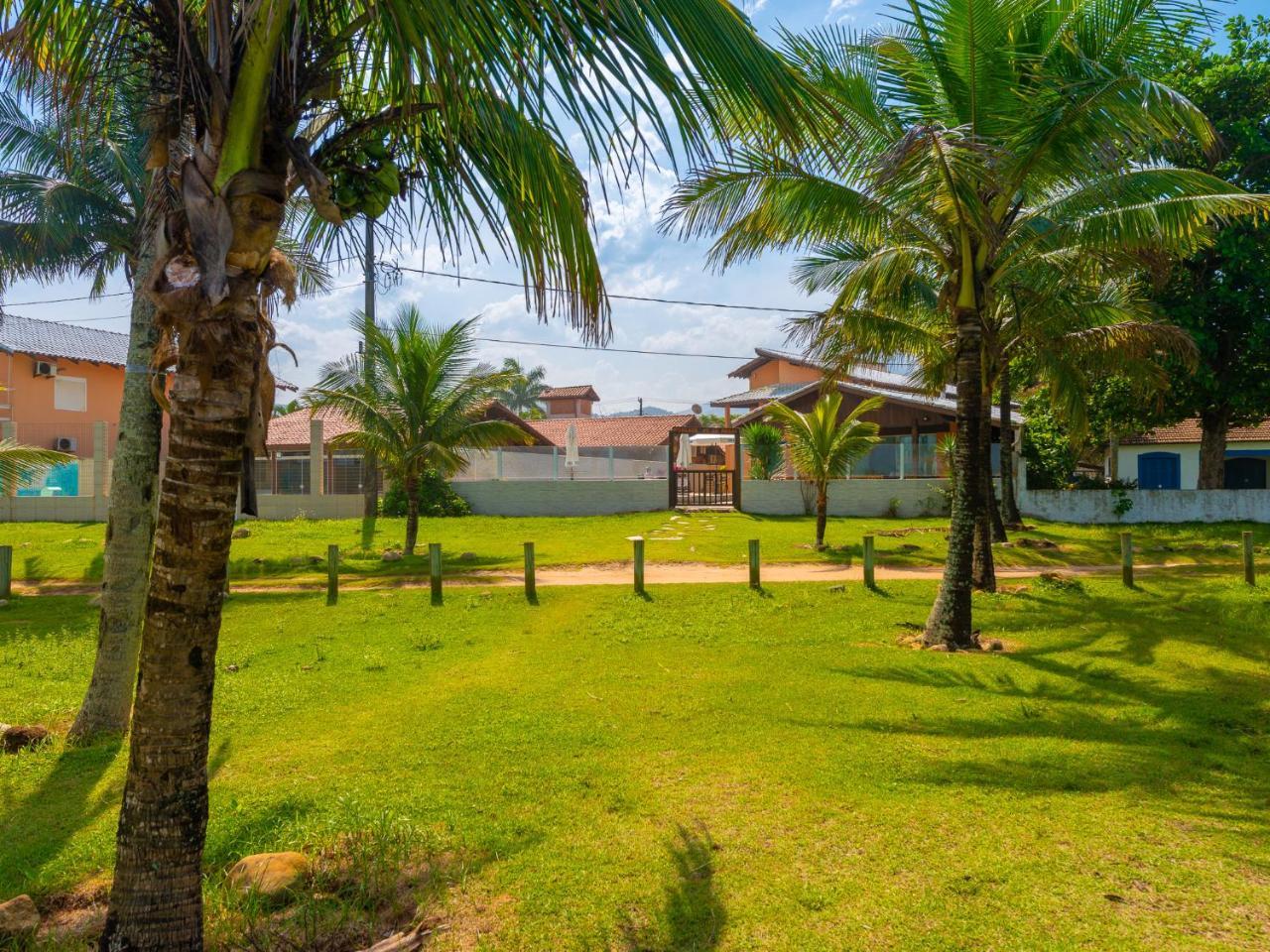 Pousada Pe Na Areia Caraguatatuba Exterior photo